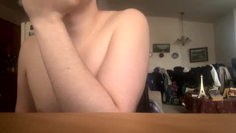 tallhandsomehung69 online show from December 15, 9:22 pm