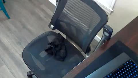 tallslimsmooth online show from February 5, 6:00 pm