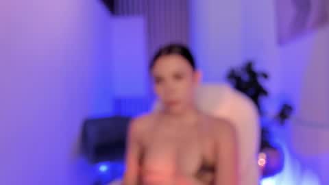 Snapshot of tamarathompsonn chatting on February 26, 6:04 pm Tamara. online show from February 26, 6:04 pm