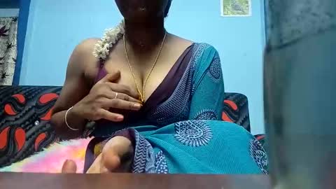 Snapshot of tamilmadhi520 chatting on October 4, 7:11 pm tamilmadhi520 online show from October 4, 7:11 pm