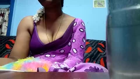 Snapshot of tamilmadhi520 chatting on September 26, 5:21 pm tamilmadhi520 online show from September 26, 5:21 pm