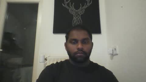 tamilpaiyan09 online show from May 15, 8:38 pm