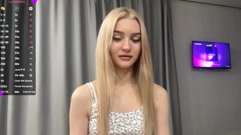 Melissa online show from April 28, 1:04 pm