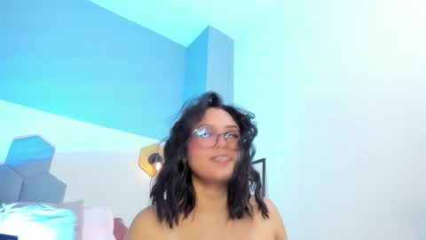 Tammy online show from December 19, 1:28 pm