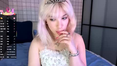 Lola online show from January 15, 7:11 pm