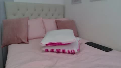 tamy sweet01 online show from June 18, 1:44 am