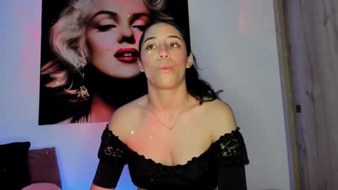 tania06 online show from October 16, 1:33 pm