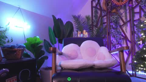 Lilith Eden  sometimes Eve online show from December 13, 6:21 am