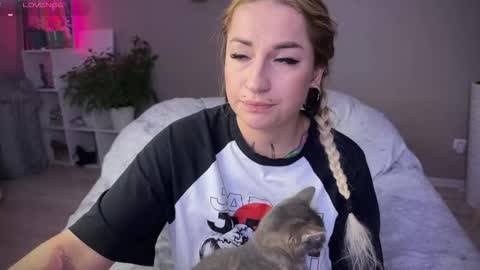 Tanya acid       online show from September 9, 1:33 pm