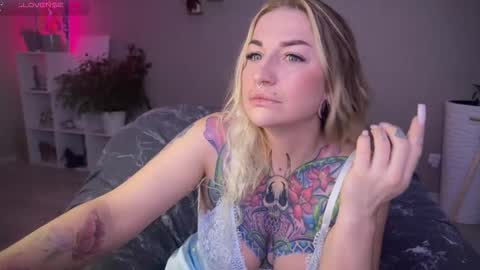 Tanya acid       online show from September 11, 4:14 am