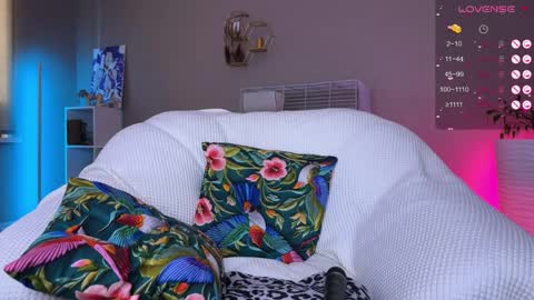 Tanya acid       online show from April 11, 7:45 am