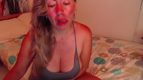 Christmas online show from December 19, 10:38 pm