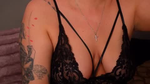 Tania online show from March 29, 11:12 am