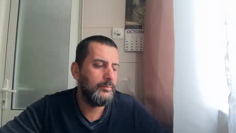 Snapshot of tarkan198 chatting on October 15, 9:32 am tarkan198 online show from October 15, 9:32 am