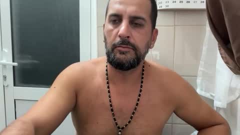 Snapshot of tarkan198 chatting on September 25, 4:14 pm tarkan198 online show from September 25, 4:14 pm