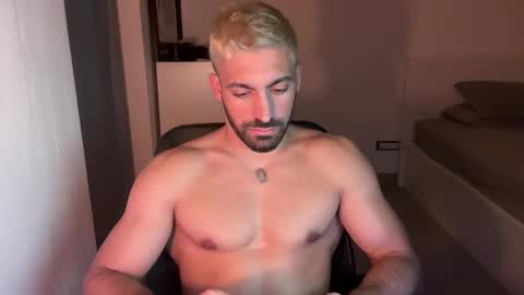 tarquit8 online show from September 8, 8:19 pm