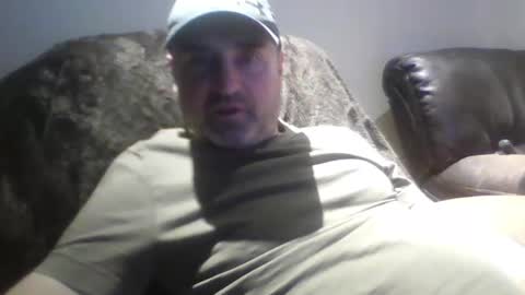 Snapshot of tarzeny77 chatting on February 21, 1:00 am tarzeny77 online show from February 21, 1:00 am