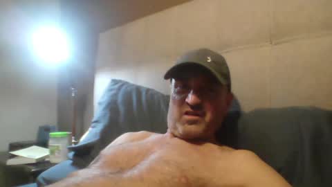 Snapshot of tarzeny77 chatting on December 24, 1:49 am tarzeny77 online show from December 24, 1:49 am