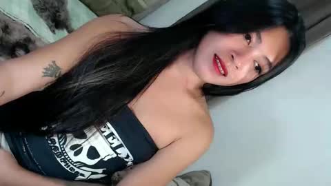   online show from February 4, 2:32 pm