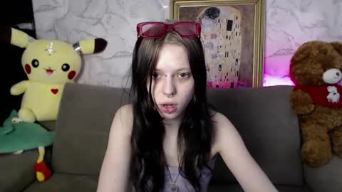 tata__goth_ online show from February 28, 8:18 am