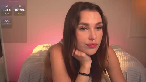 Tati online show from September 23, 9:32 pm