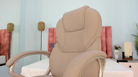 Tati Saldarriaga online show from March 2, 4:14 pm