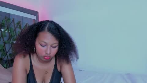 tatianasquirthot online show from March 3, 7:21 pm