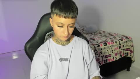 jess online show from February 7, 10:30 pm