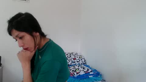 tatto_smoke_couple online show from May 11, 3:29 pm