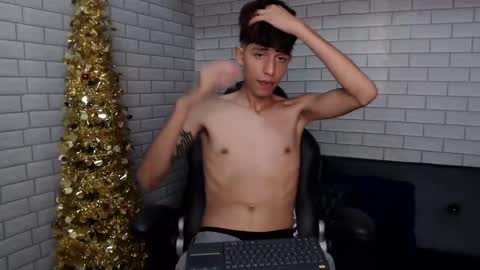 Tavo  online show from December 28, 1:50 am