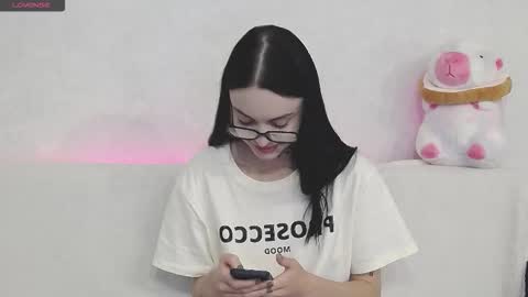 Snapshot of tayaavis chatting on September 19, 4:22 pm Taya online show from September 19, 4:22 pm