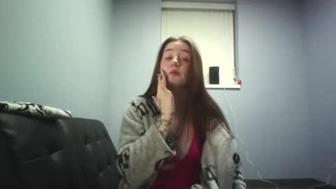 Taya online show from April 4, 2:51 am