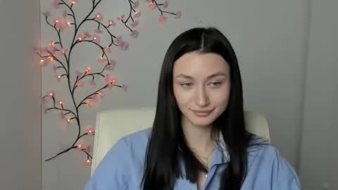 Taya online show from May 7, 5:58 am