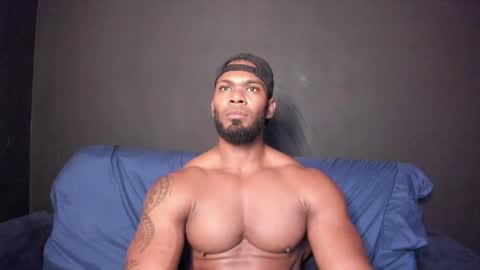 Snapshot of tayler_waka chatting on October 15, 11:48 pm Tyler online show from October 15, 11:48 pm