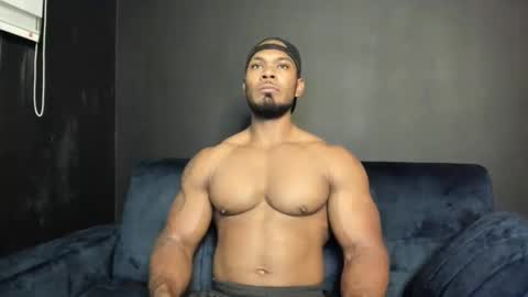 Snapshot of tayler_waka chatting on February 21, 12:27 am Tyler online show from February 21, 12:27 am