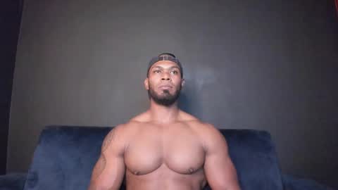 Snapshot of tayler_waka chatting on September 22, 11:31 pm Tyler online show from September 22, 11:31 pm