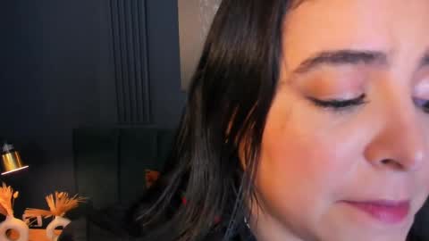 Taylor Bennet online show from March 11, 12:06 pm