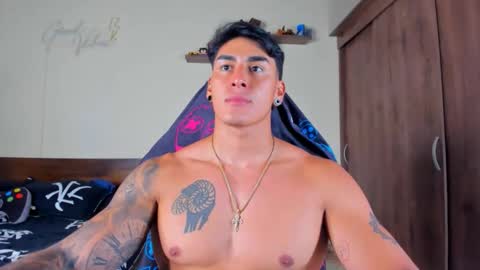 taylor_mclane1 online show from January 15, 4:27 pm