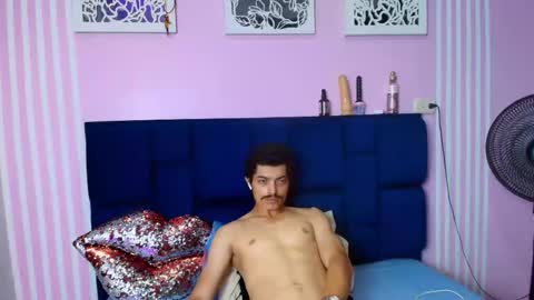 taylor stele online show from May 15, 11:34 pm