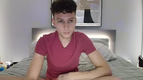 Snapshot of taylorcamz chatting on September 13, 5:43 am taylorcamz online show from September 13, 5:43 am