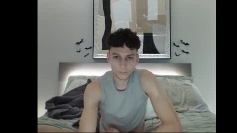 Snapshot of taylorcamz chatting on October 22, 3:31 am taylorcamz online show from October 22, 3:31 am