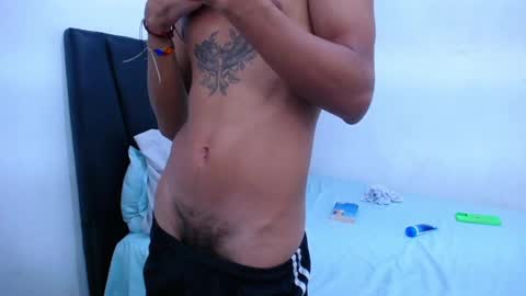 Tayron online show from February 15, 6:55 pm