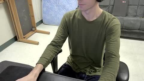 Snapshot of tbone_93 chatting on December 19, 3:08 pm Tbone online show from December 19, 3:08 pm