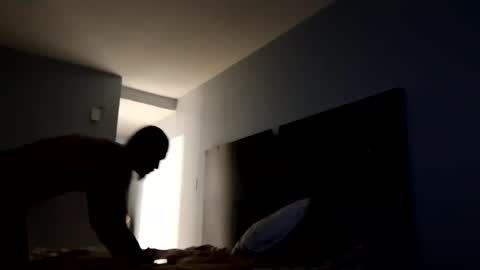 tduoulunidhw online show from May 16, 2:08 am
