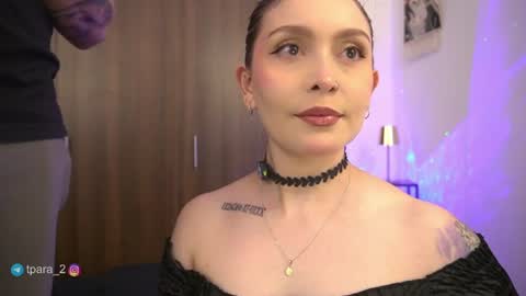 Leo and Luna online show from July 30, 8:09 pm