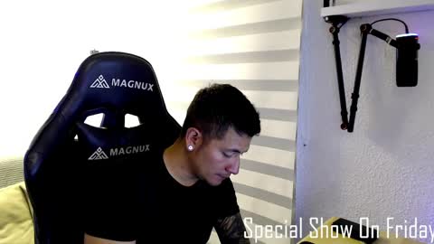 DYNAMITE DUO69 online show from May 13, 1:10 pm