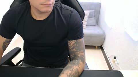 DYNAMITE DUO69 online show from February 10, 12:52 pm