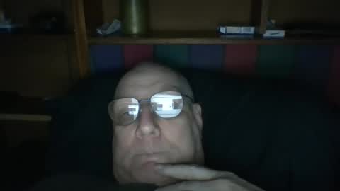 Mark online show from March 1, 9:57 am