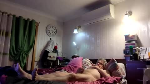 Theodore online show from December 5, 6:48 am