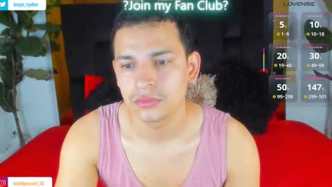 Snapshot of teddy_cowboy chatting on February 14, 11:31 am Follow me on Twitter boys ryder and instagram teddyscoot 12 online show from February 14, 11:31 am